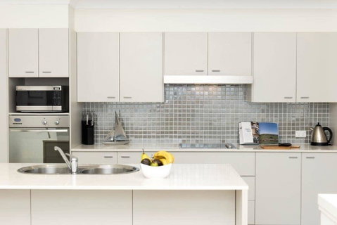 Beachfront 8 - Accommodation Rockhampton 2