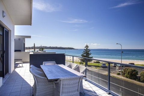 Beachfront Apartment 10 - Accommodation Rockhampton 0