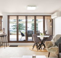 Beachfront Manly Apartment With Parking and Balcony - Accommodation Rockhampton