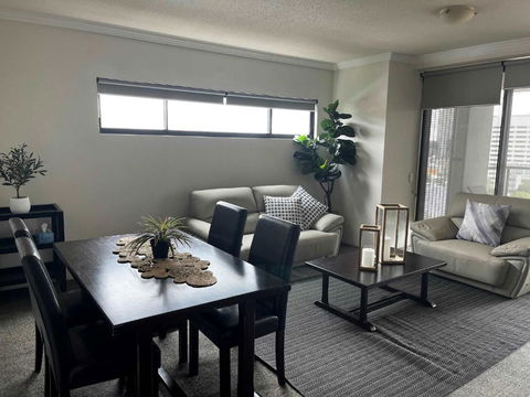 Republic Apartment - Accommodation Rockhampton 2