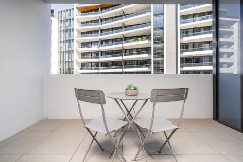 Restful Apt Near ANZAC Park West - Accommodation Rockhampton 2