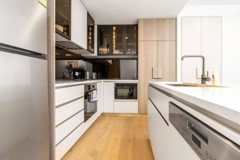 Restful Apt Near ANZAC Park West - Accommodation Rockhampton 3