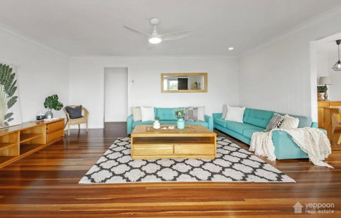 RELAX @48 CLOSE TO BEACH Sleeps 7 - Accommodation Rockhampton 3