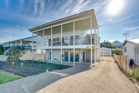 Relax At Middleton - No Linen Included - Pets Negotiable - Wi-Fi - Accommodation Rockhampton 0