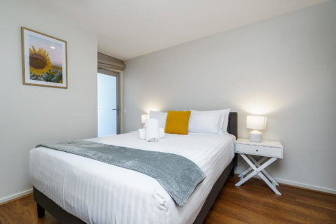 Relaxing 2BR Stay Near South Point Tuggeranong - Accommodation Rockhampton 1