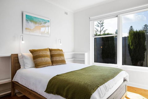 Relaxing 3BR Beachside Haven Grange - Accommodation Rockhampton 2