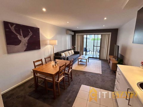 Relaxing Oasis In Bruce -1bd 1bth 1 Carsp Apt - Accommodation Rockhampton 3