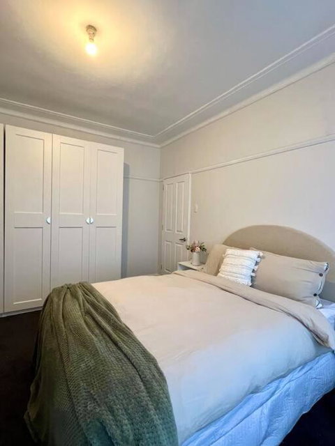 Renovated 3 Bedroom House - Accommodation Rockhampton 1