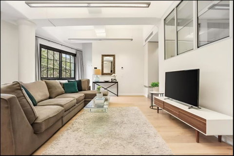 Renovated Warehouse Conversion In Heart Of Sydney - Accommodation Rockhampton 1