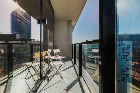 Resort Lifestyle Urban Apt - Pool, Gym, Sauna - Accommodation Rockhampton 1