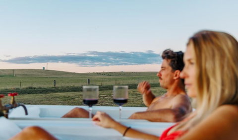 Rest Private Escape At BoxGrove - Accommodation Rockhampton 0