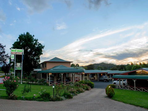 Rest Point Motor Inn - Accommodation Rockhampton 0