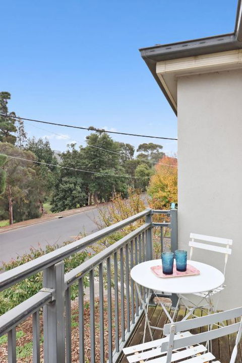 Retreat On Gairloch I Geelong River Hideaway - Accommodation Rockhampton 2