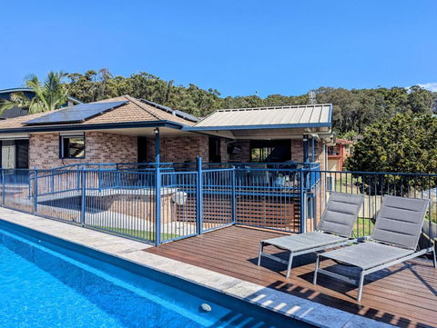 Retreat To Marlin - Accommodation Rockhampton 0