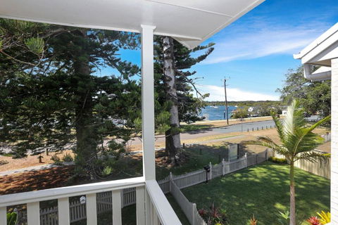 River Tonic - Accommodation Rockhampton 1