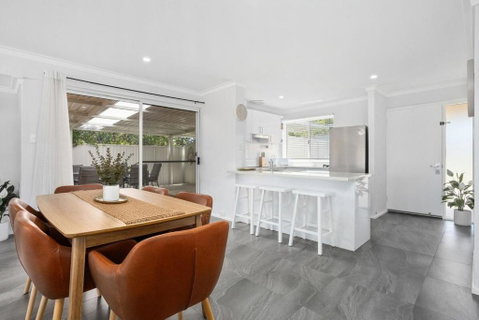 Riverside Bliss - Luxe Retreat In South Yunderup - Pet Friendly - Accommodation Rockhampton 2