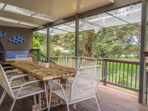 Riverside Retreat - Accommodation Rockhampton 0