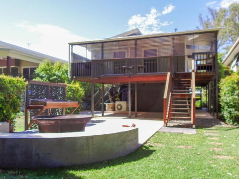 Riverside Retreat - Accommodation Rockhampton 3