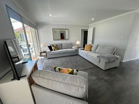Riverview - South Yunderup - Accommodation Rockhampton 3