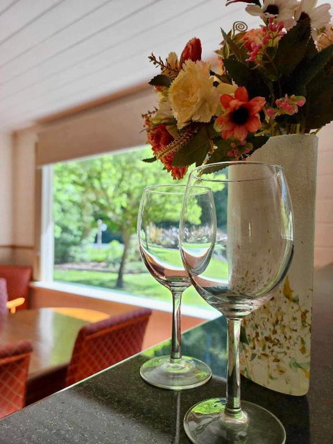 Riverwood Cottage, Accessible Accommodation - Accommodation Rockhampton 2