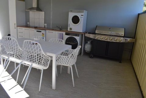 Riviana Motel - Accommodation Rockhampton 2