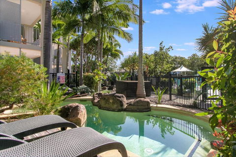 Salt&Pepper Sanctuary - Plunge Pool Resort Apartment By UHoliday - 2BR, 1BR And Studio Hotel Room Configurations Available - Accommodation Rockhampton 2