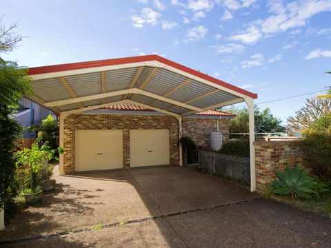 Salamander Beach Front - Accommodation Rockhampton 2