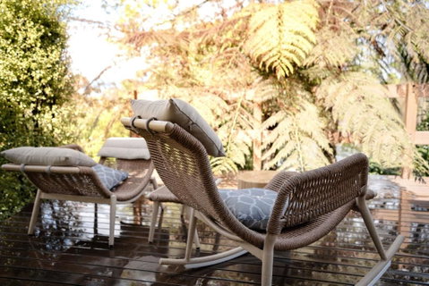 Romantic Garden Cottage With Home Cinema - Accommodation Rockhampton 2