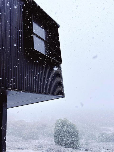 Roam Merrijig - Luxury Stay With Mountain Views - Foothills Of Mt Buller - Accommodation Rockhampton 3