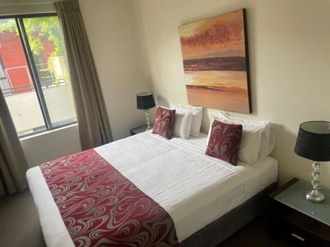RNR Sturt Holiday Home - Accommodation Rockhampton 3