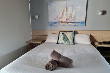 Rockhampton Court Motor Inn with Accommodation Rockhampton