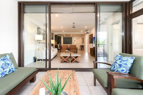 Rooftop Tranquility At Stunning Temple Resort - Accommodation Rockhampton 1
