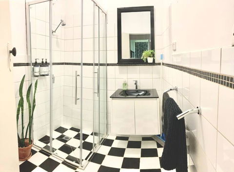 Rose End Cozy Apartment - Accommodation Rockhampton 3
