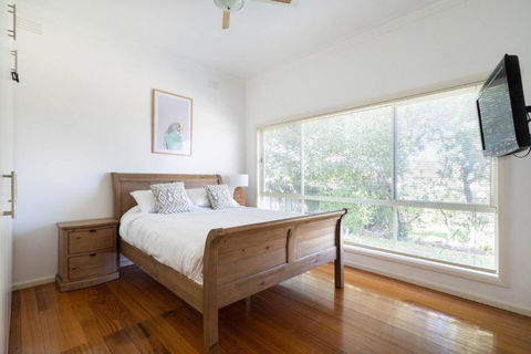 Rosebud Reset - A Beachside Group Getaway - Accommodation Rockhampton 2