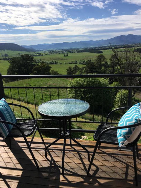 Rosewhite House - Accommodation Rockhampton 0