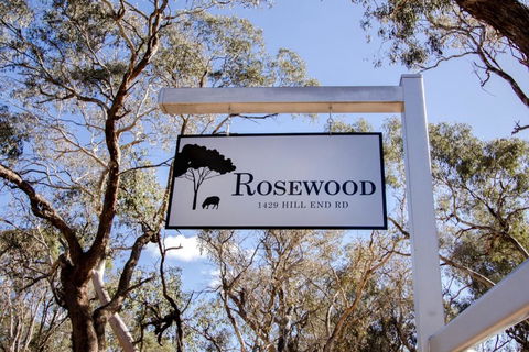 Rosewood Cottage - Accommodation Rockhampton 0