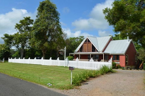 Ruddles Retreat - Accommodation Rockhampton 2