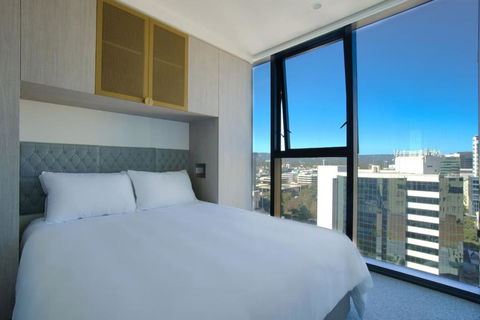 Rundle Retreat - 2BR Apartment With Stunning Views - Accommodation Rockhampton 1