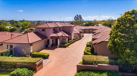 Ruthmor Villas - Accommodation Rockhampton 1