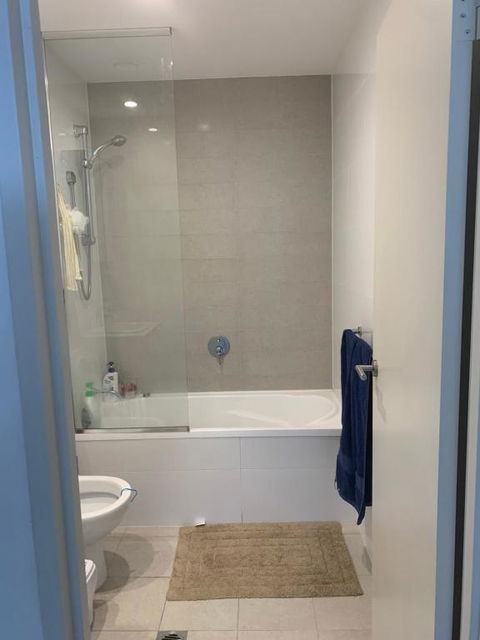 Ryde Top Floor - Accommodation Rockhampton 0