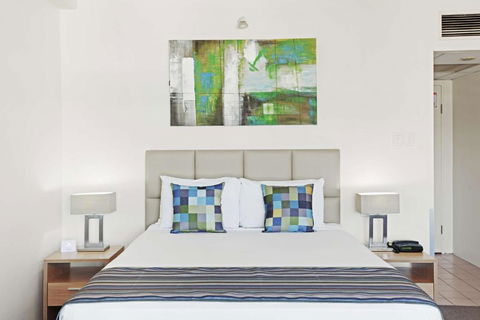Rydges Esplanade Resort Cairns - Accommodation Rockhampton 0