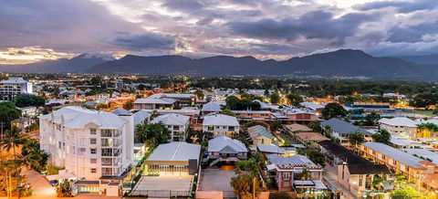 Rydges Esplanade Resort Cairns - Accommodation Rockhampton 3
