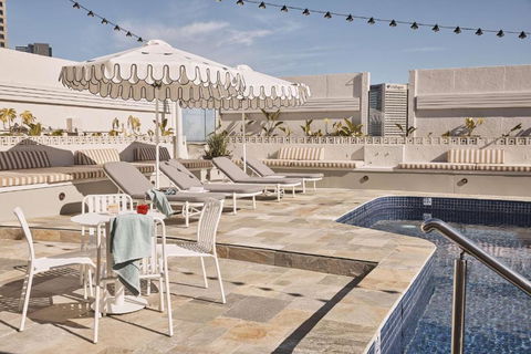 Rydges Melbourne - Accommodation Rockhampton 1