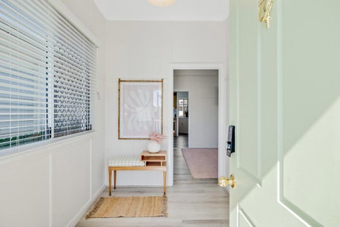 Sage Cottage! CBD Perfection! - Accommodation Rockhampton 3