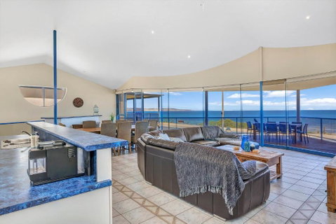 Sail Away - Aldinga Beach - C21 SouthCoast Holidays - Accommodation Rockhampton 3