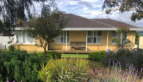 Salt 112 House - Accommodation Rockhampton 0