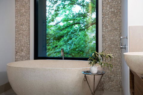 Saltus Luxury In Hepburn - Accommodation Rockhampton 2