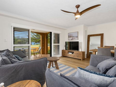 Salty Kisses On Marine Parade - Accommodation Rockhampton 2