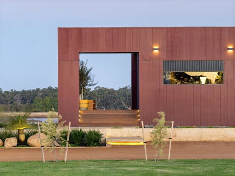 Samphire Chalet Tuart - Accommodation Rockhampton 0