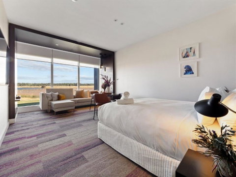 Samphire Chalet Tuart - Accommodation Rockhampton 3